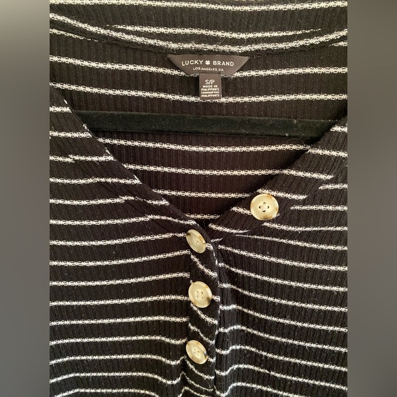 Lucky Brand Black Stripe Top - Picture 3 of 5